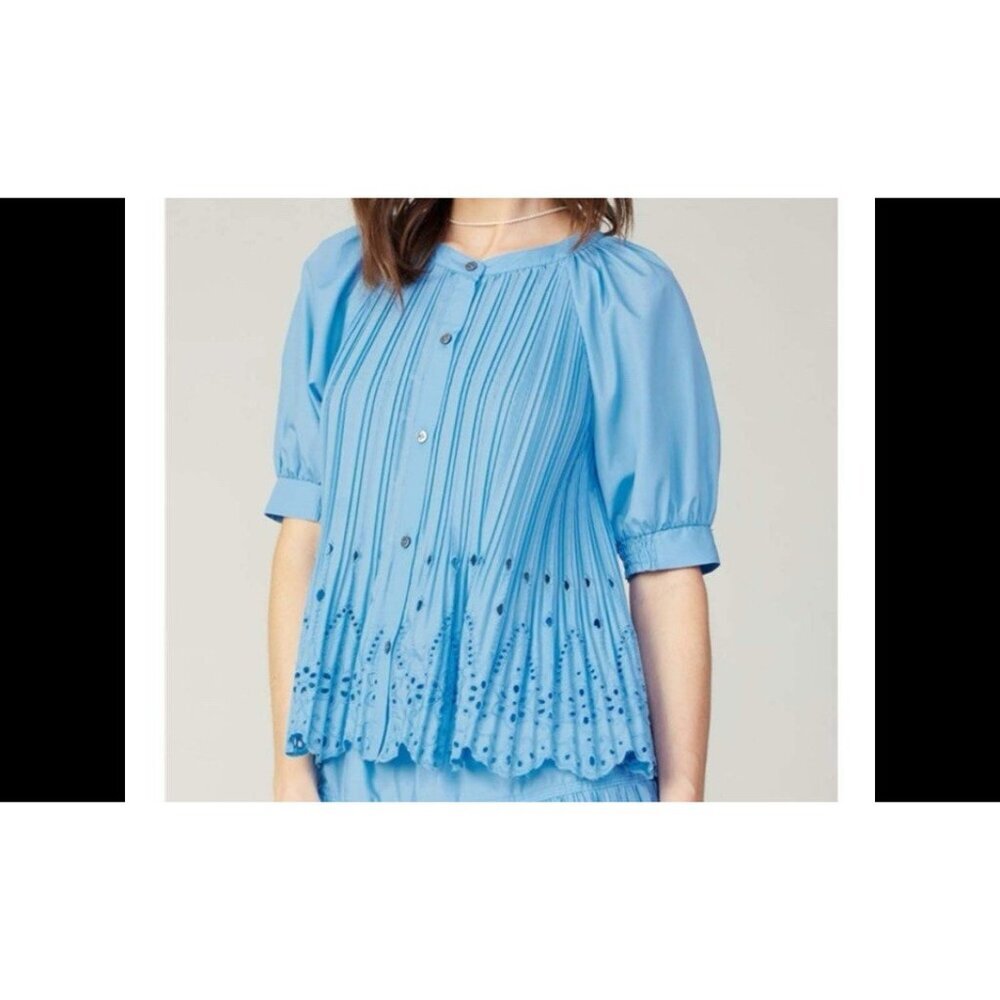 Current Air Kimberly Top Blouse Pleated Eyelet Baby Blue Swing Babydoll Size M